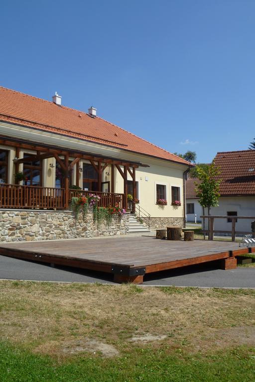 Penzion U Rudolfu Vlasenice Exterior photo